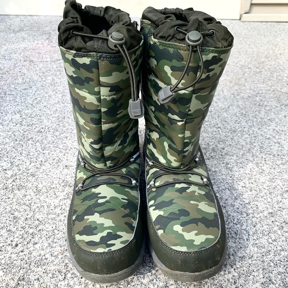 Lands’ End Boys Camo Winter Snow Boots Size 7